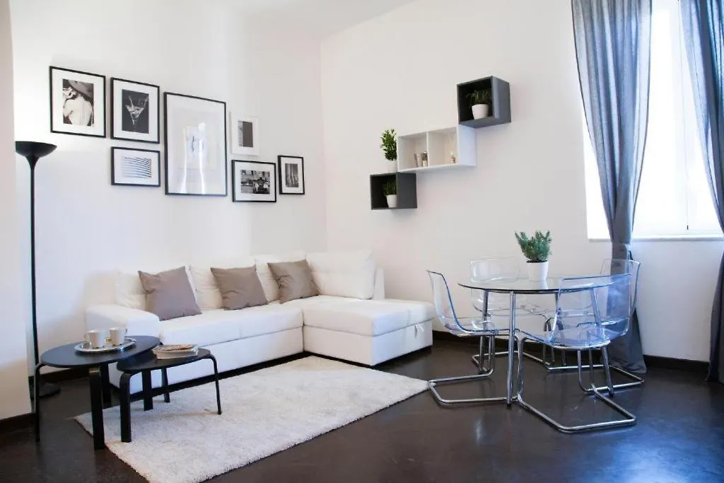 Navona Design Apartment Casa E Appartamento Per Vacanze Rome